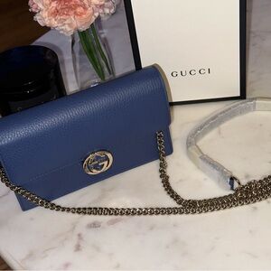Royal blue Gucci shoulder bag